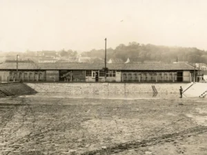 Vypuštěné koupaliště v Rosicích (30. léta 20. století)